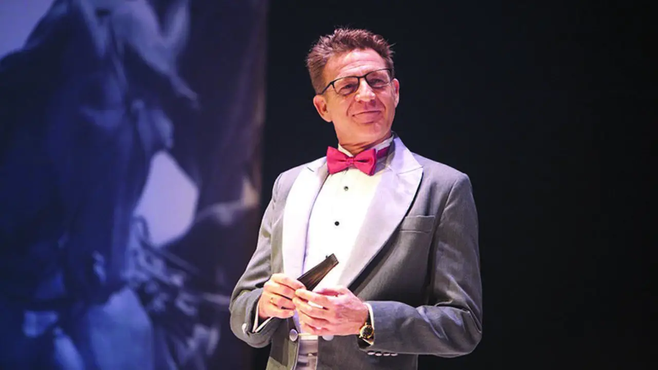 El actor Juanjo Artero ha recibido el premio Duende Zahor&iacute; 2026 del Fes-
tival de Invierno de Torrelavega. / A.E