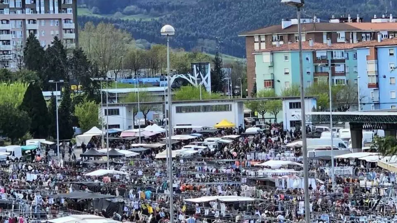 Torrelavega suspende su tradicional mercadillo semanal de los jueves. / EP