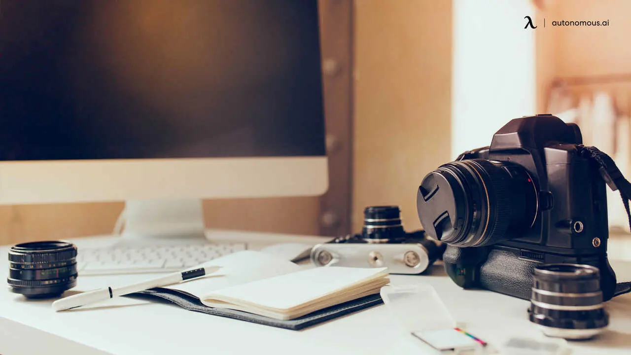 photographer-desk-setup-a-complete-guide-1136-1612848503355