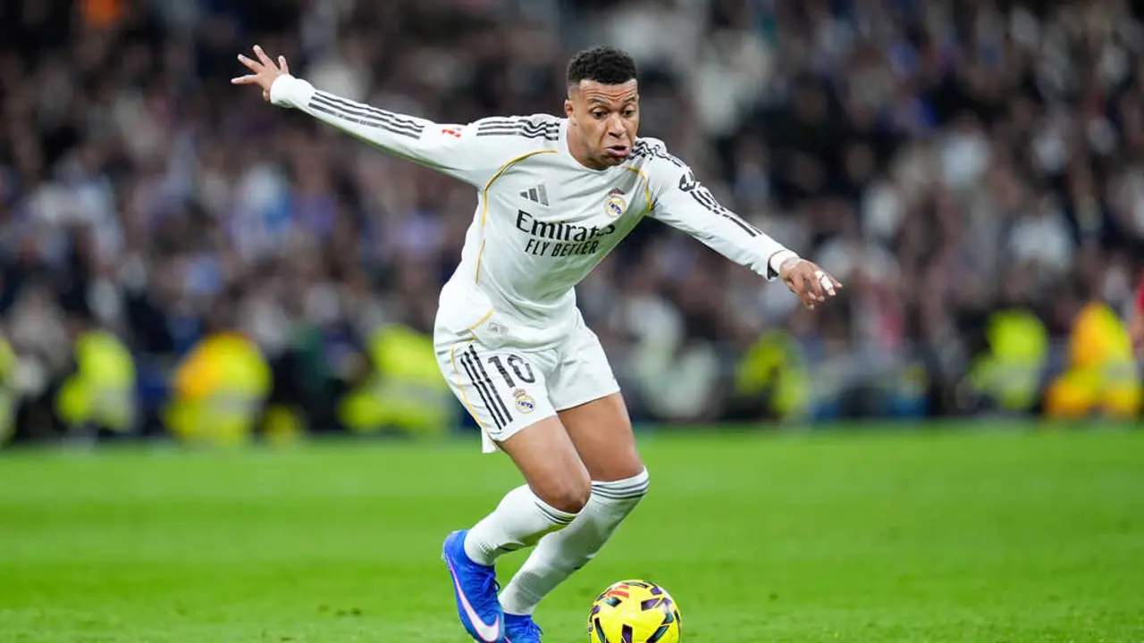 La lesi&oacute;n de Mbapp&eacute; deja hu&eacute;rfano de goles a un equipo que depende de &eacute;l para m&aacute;s de la mitad de su producci&oacute;n ofensiva. / EP