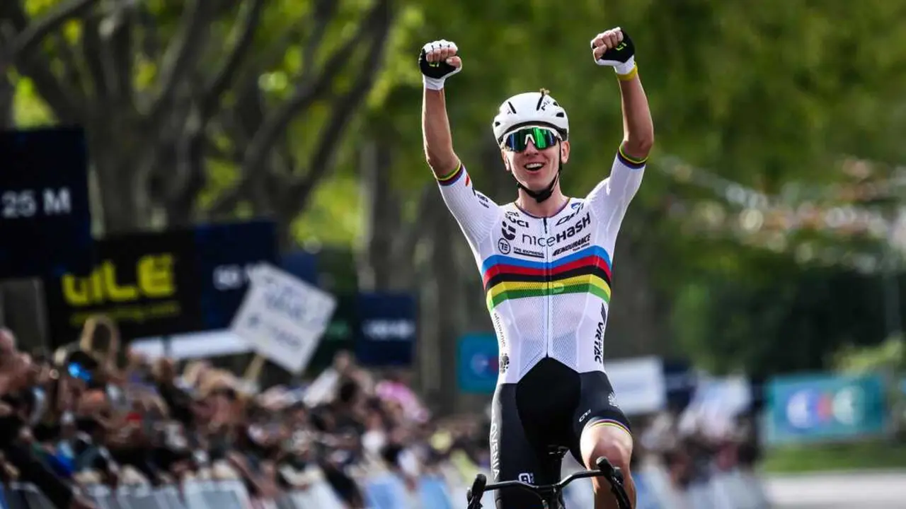 Pogacar, Van der Poel, Vingegaard y Evenepoel afrontan el a&ntilde;o con objetivos colosales. / EP