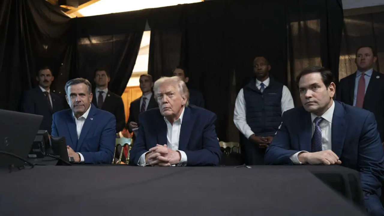 Trump durante la operaci&oacute;n para capturar a Nicol&aacute;s Maduro. / A.E.E.