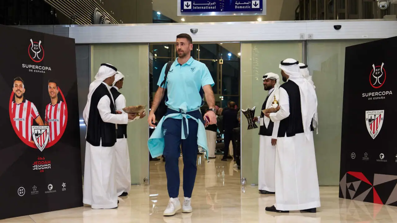 El Athletic llega a Yeda: un hotel de lujo con piscina infinita y s&oacute;lo tres aficionados en el vuelo