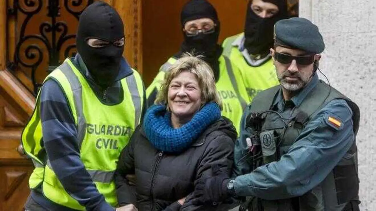 El Supremo confirma 7 a&ntilde;os y medio de prisi&oacute;n para Arantza Zulueta por pertenencia a ETA y tenencia de armas