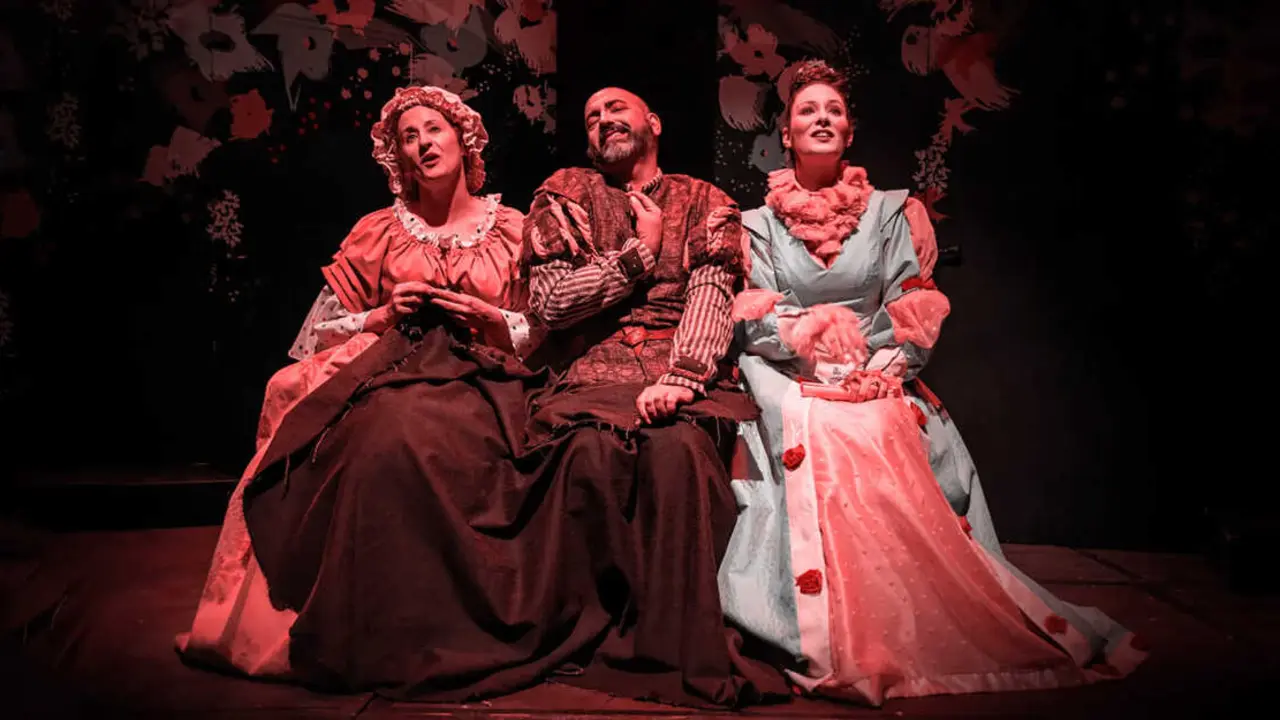 &lsquo;Entre bobos anda el juego&rsquo; aterriza en la Sala Pereda con una versi&oacute;n vibrante, que une el esp&iacute;ritu del teatro cl&aacute;sico con la frescura de un montaje contempor&aacute;neo. / P.F