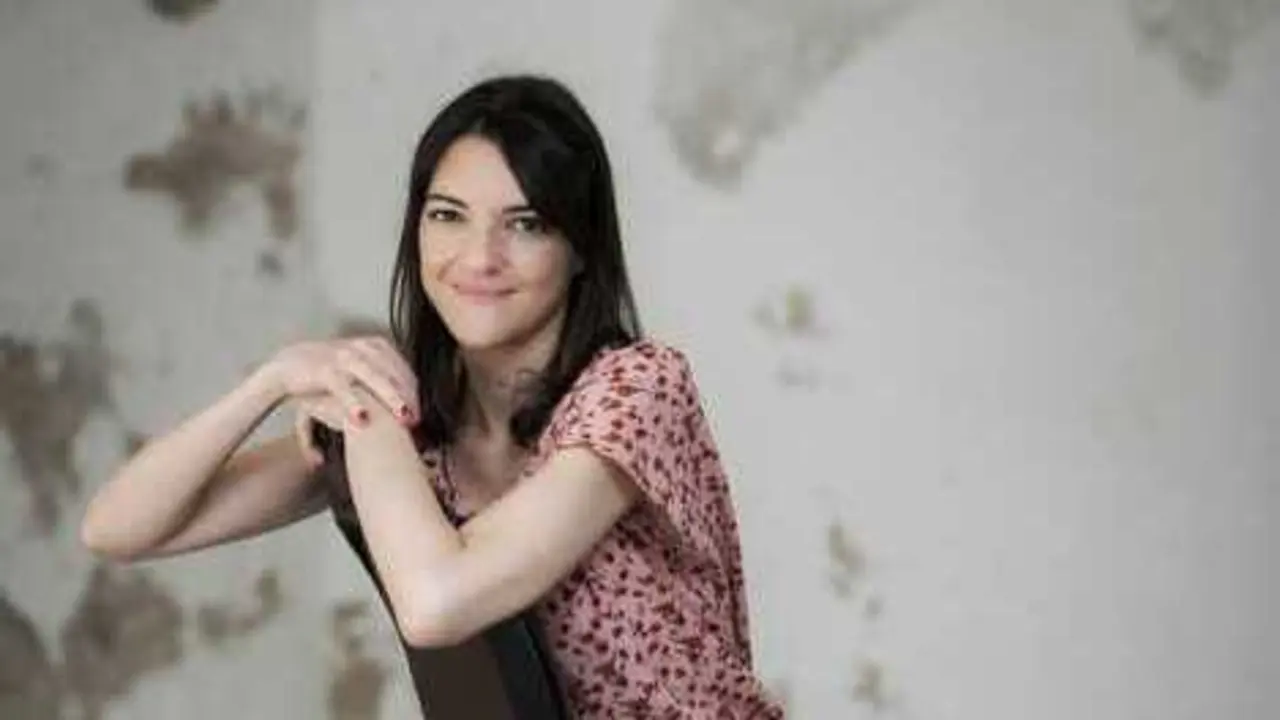 Cristina Ara&uacute;jo. / EP