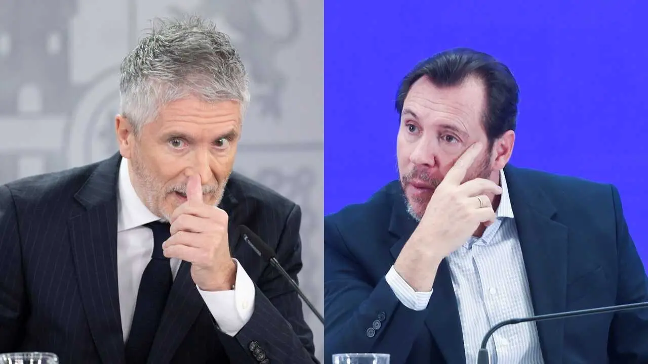 Los ministros Marlaska (I) y Puente (D). / EP / A.E