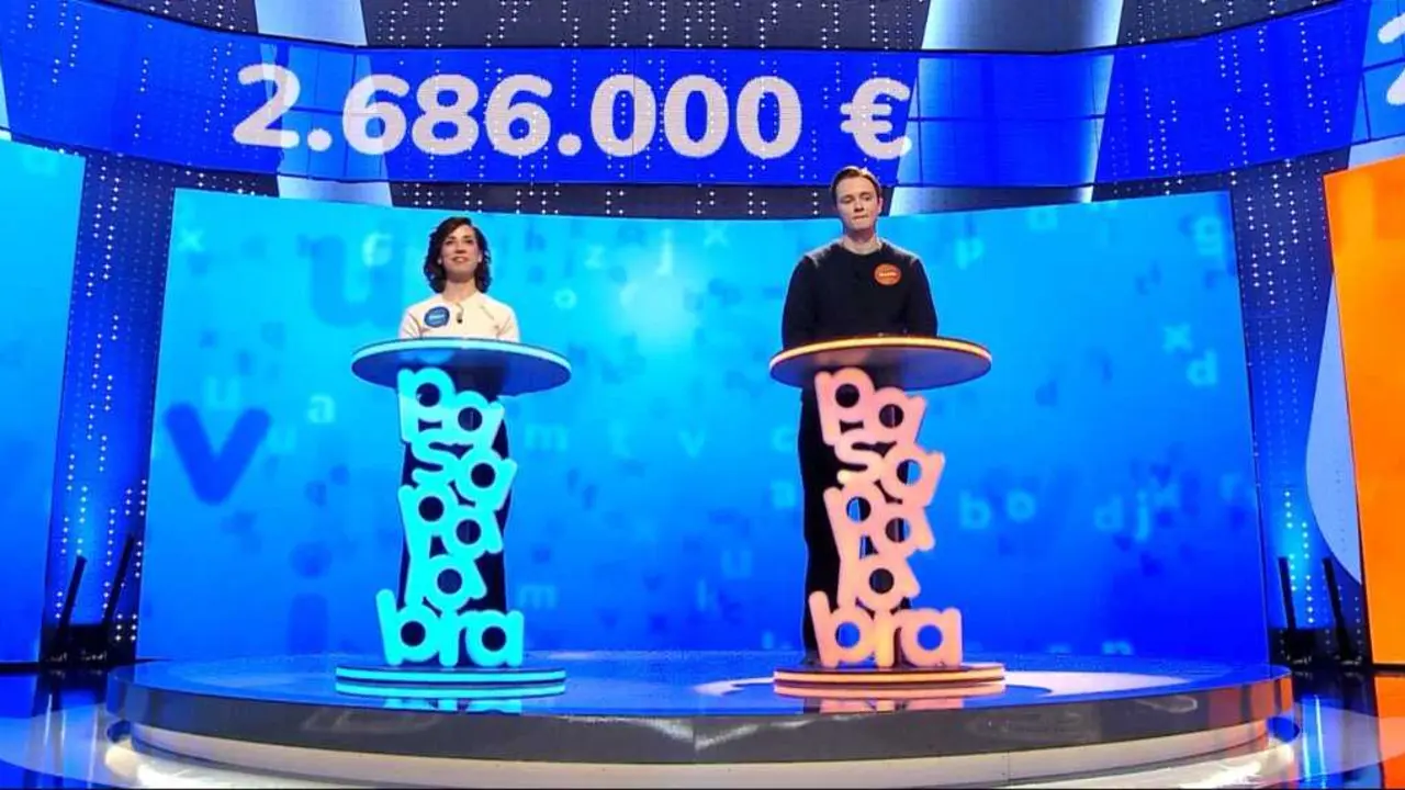 Manu y Rosa se juegan el bote de Pasapalabra. / Pasapalabra