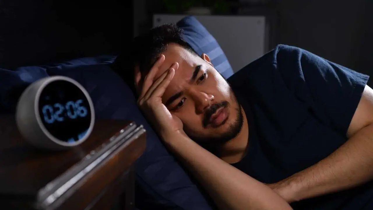 Un hombre con insomnio. / EP