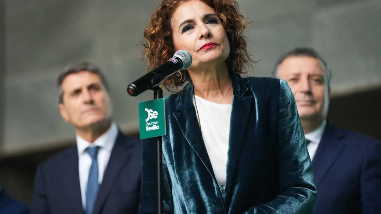 La vicepresidenta primera del Gobierno y ministra de Hacienda, Mar&iacute;a Jes&uacute;s Montero. / EP