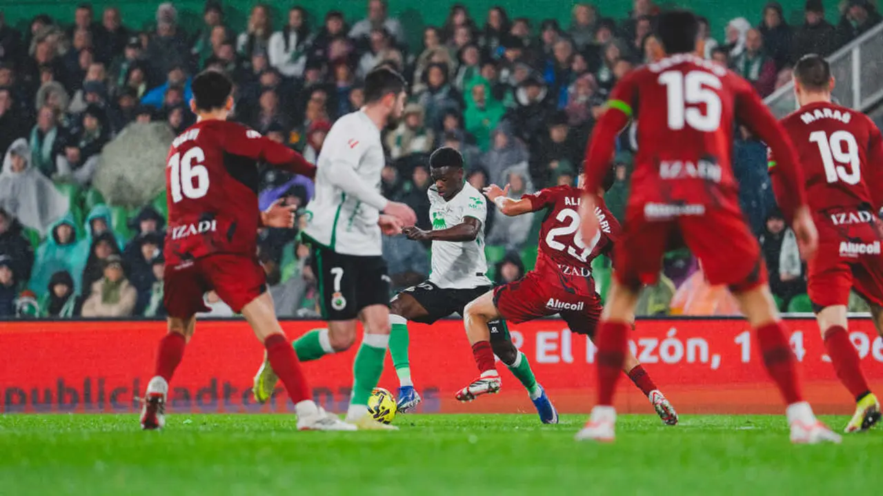 Uno de los momentos del partido de ayer. / RRC