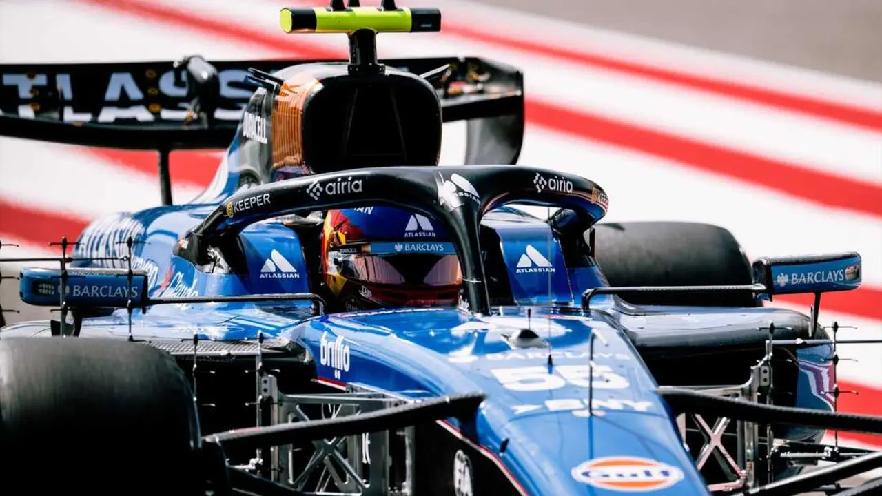 El piloto espa&ntilde;ol de F&oacute;rmula 1 Carlos Sainz (Williams) durante los test de pretemporada en Bar&eacute;in. / ALBERTO VIMERCATI