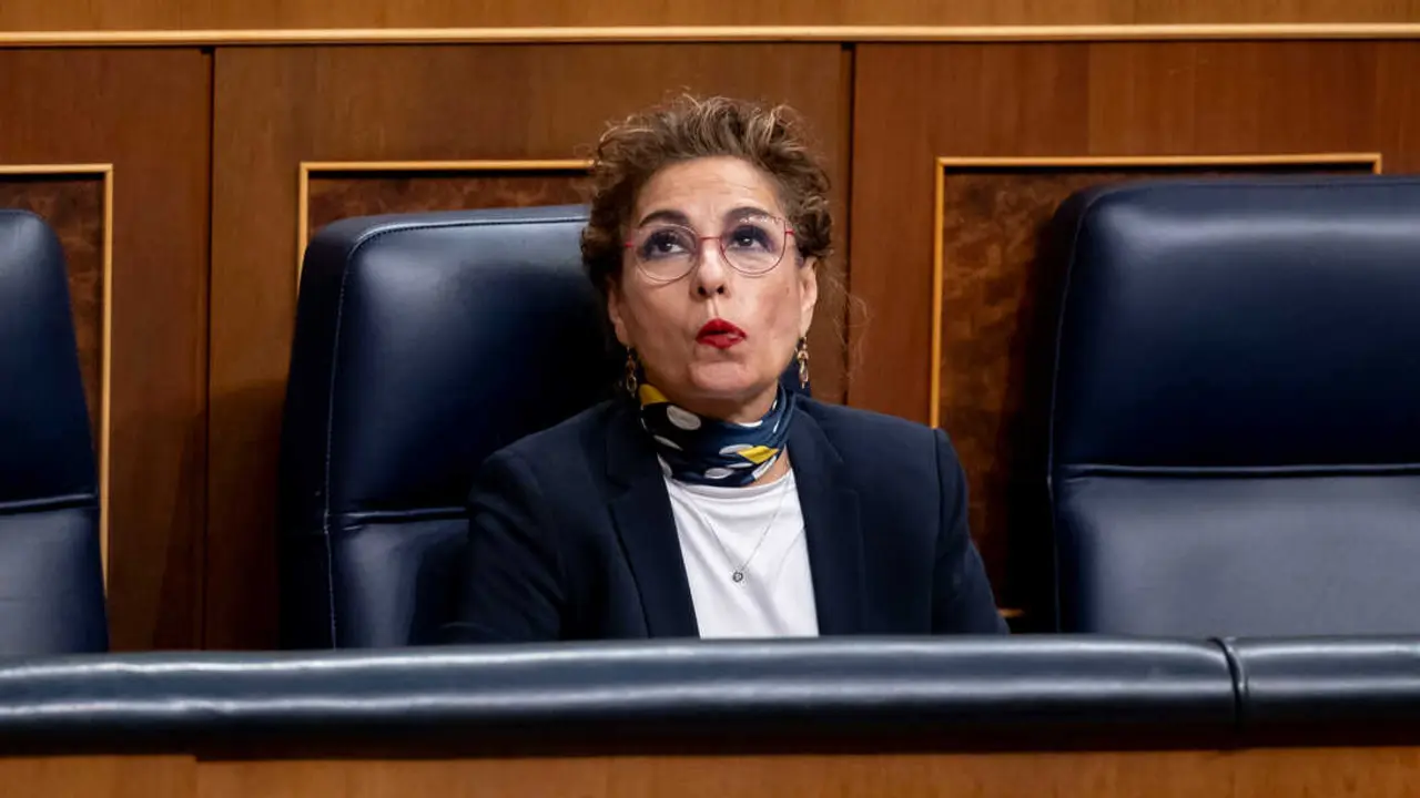 La vicepresidenta primera y ministra de Hacienda, Mar&iacute;a Jes&uacute;s Montero. / EP