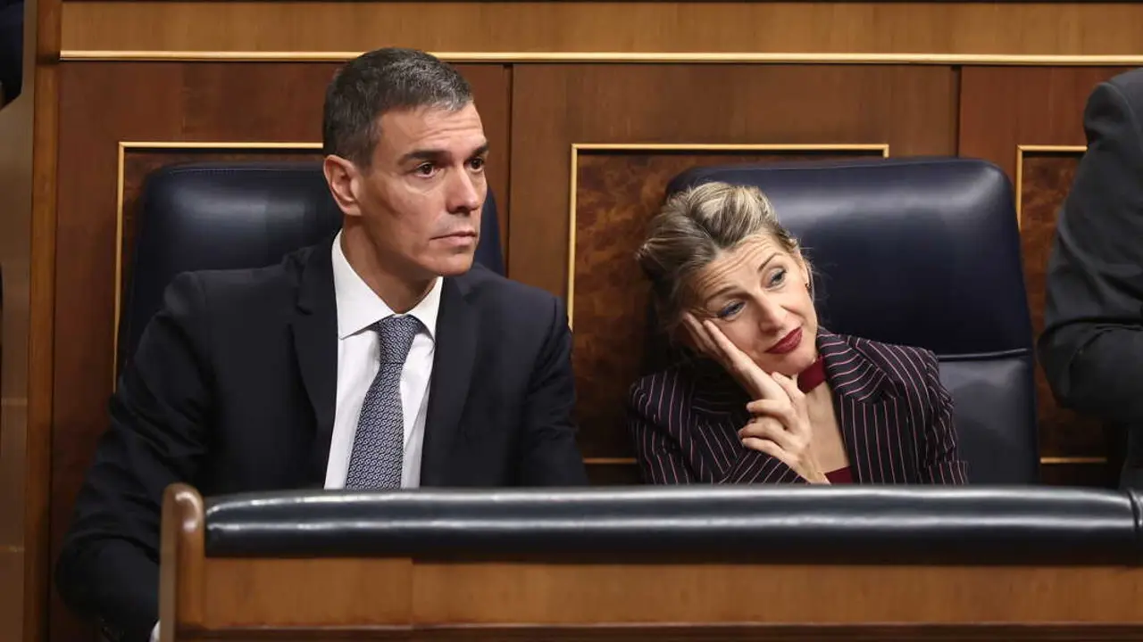 El presidente del Gobierno, Pedro S&aacute;nchez, y la vicepresidenta segunda y ministra de Trabajo y Econom&iacute;a Social, Yolanda D&iacute;az. / EP
