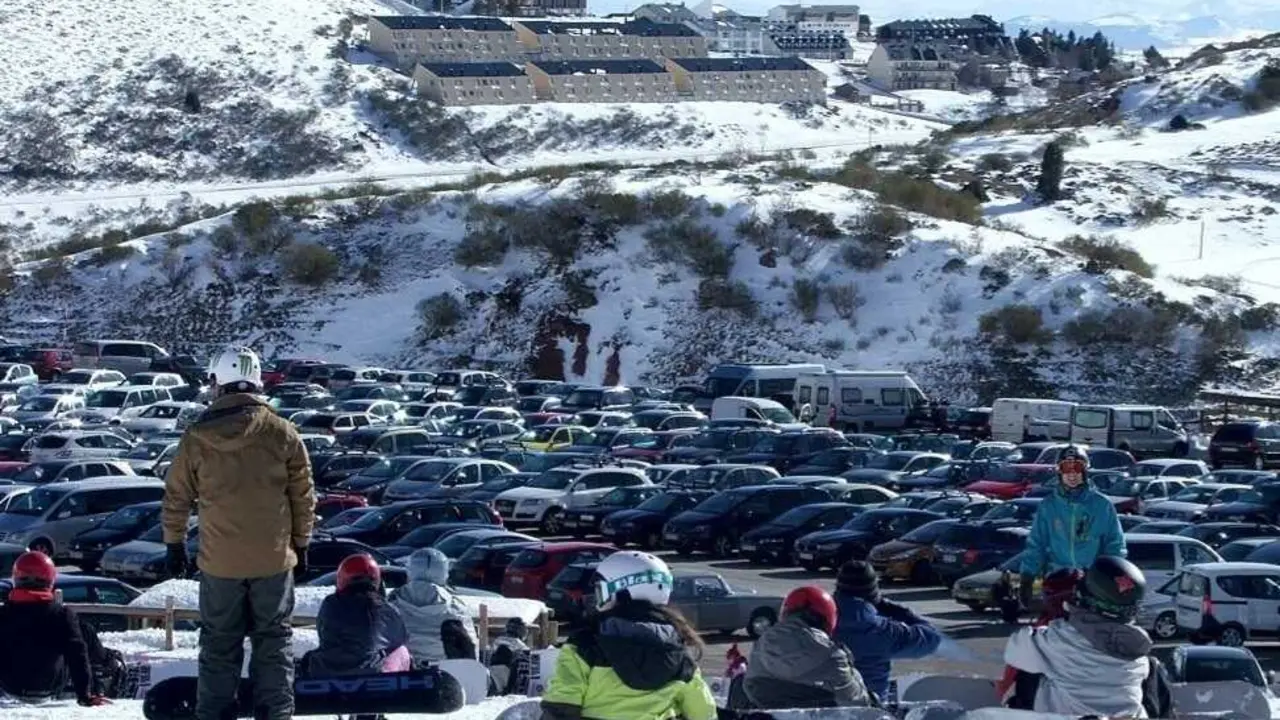 Varias personas en la estaci&oacute;n de Alto Campoo. / EP