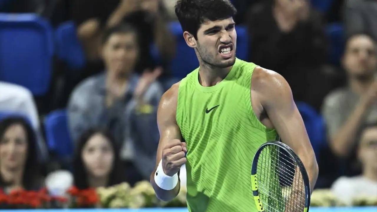 Carlos Alcaraz durante el ATP Doha. / EP