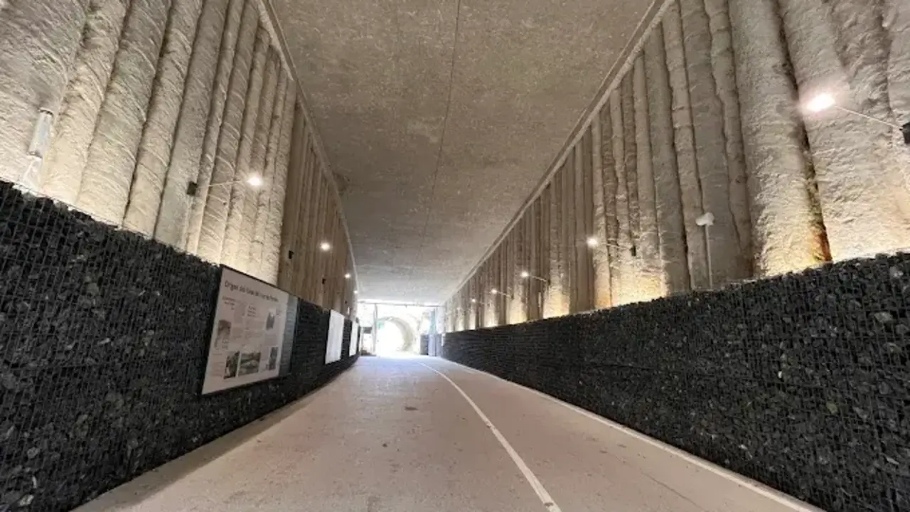 El t&uacute;nel del Tren de Pombo. / A.E