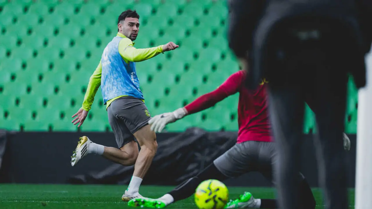 El delantero del Racing de Santander, Juan Carlos Arana. / RRC