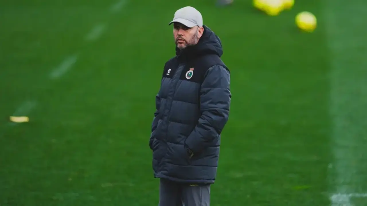 El entrenador del Racing, Jos&eacute; Alberto L&oacute;pez. / RRC
