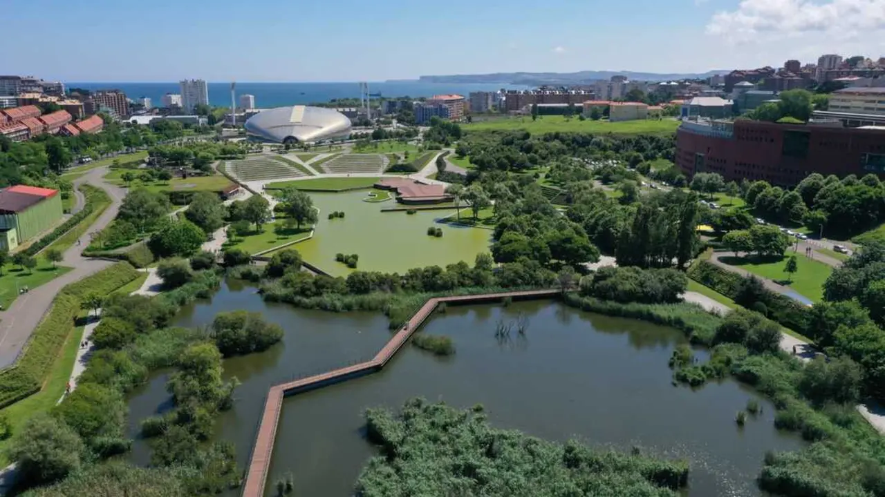 El Parque de Las Llamas, uno de los humedales de Santander. / A.E