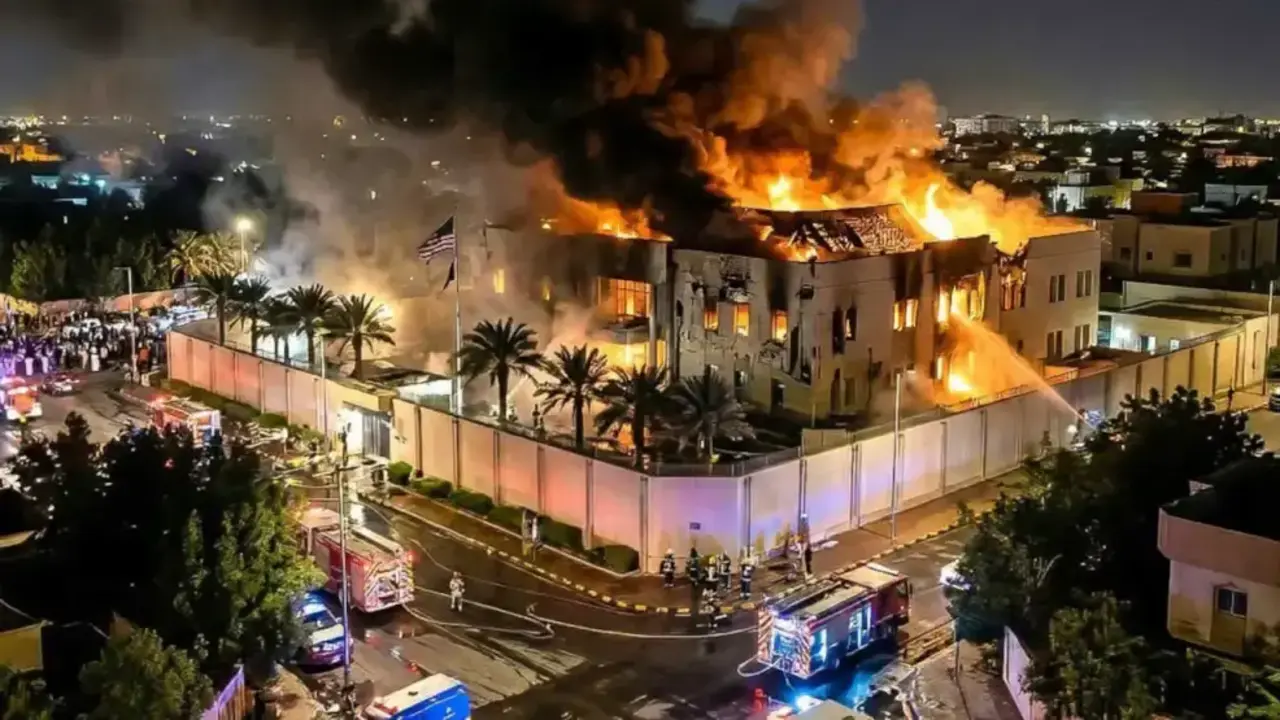 La embajada de EE. UU. en Riad, capital de Arabia Saud&iacute;, fue atacada por drones iran&iacute;es. | Captura de pantalla