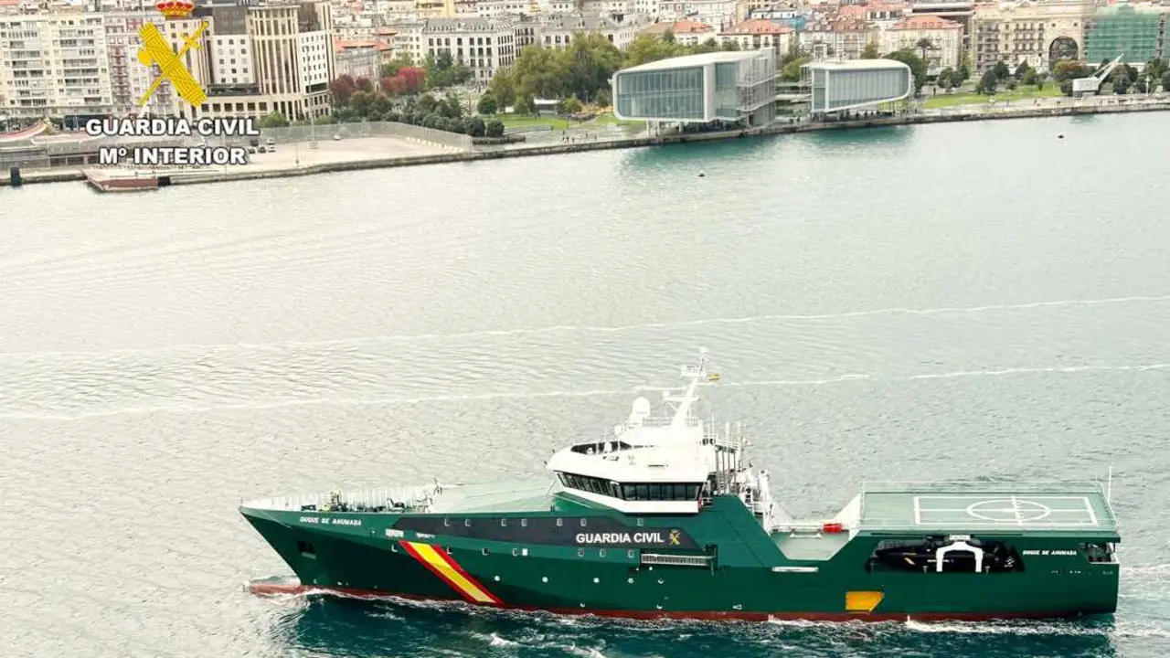 El buque oce&aacute;nico de la Guardia Civil 'Duque de Ahumada'. / GC