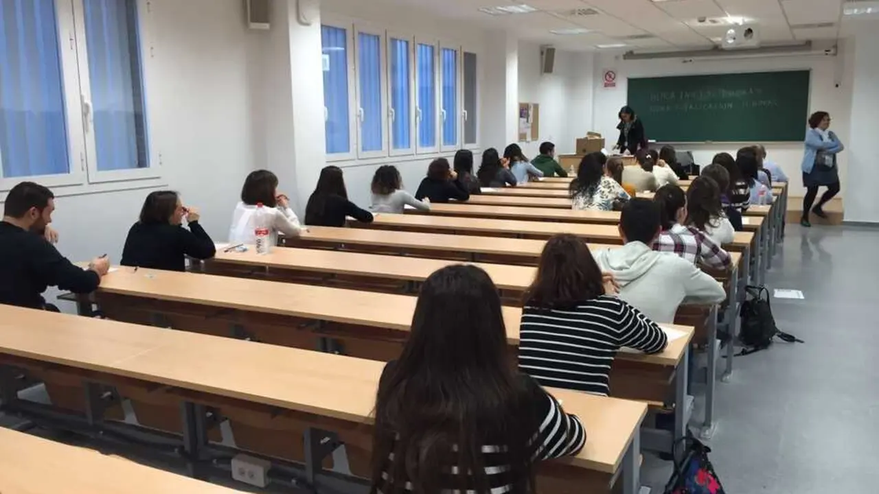 El Consistorio de Santander celebrar&aacute; el primer ejercicio de la oposici&oacute;n para educadores municipales con 55 aspirantes convocados. / EP