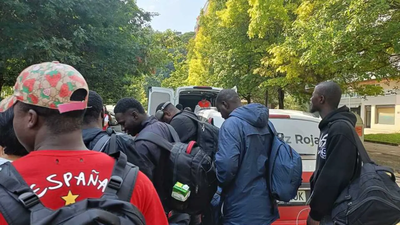 Personas procedentes de Mali a la espera de asilo. / EP