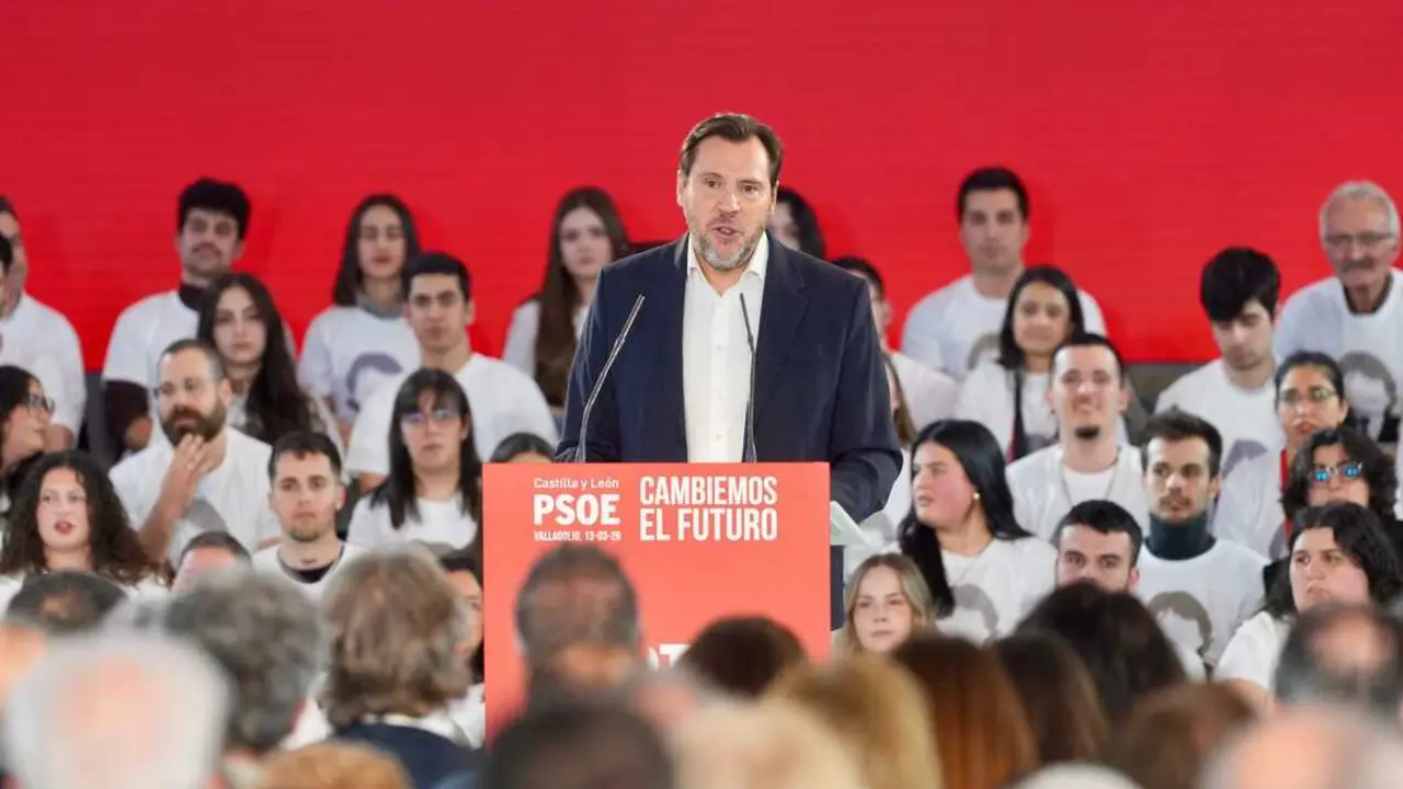 El ministro de Transportes y Movilidad Sostenible, &Oacute;scar Puente. / EP
