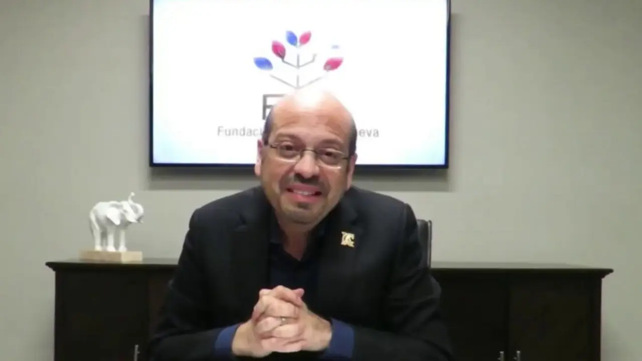 Francisco Enrique Flores Su&aacute;rez, en una imagen de archivo, durante una intervenci&oacute;n p&uacute;blica.