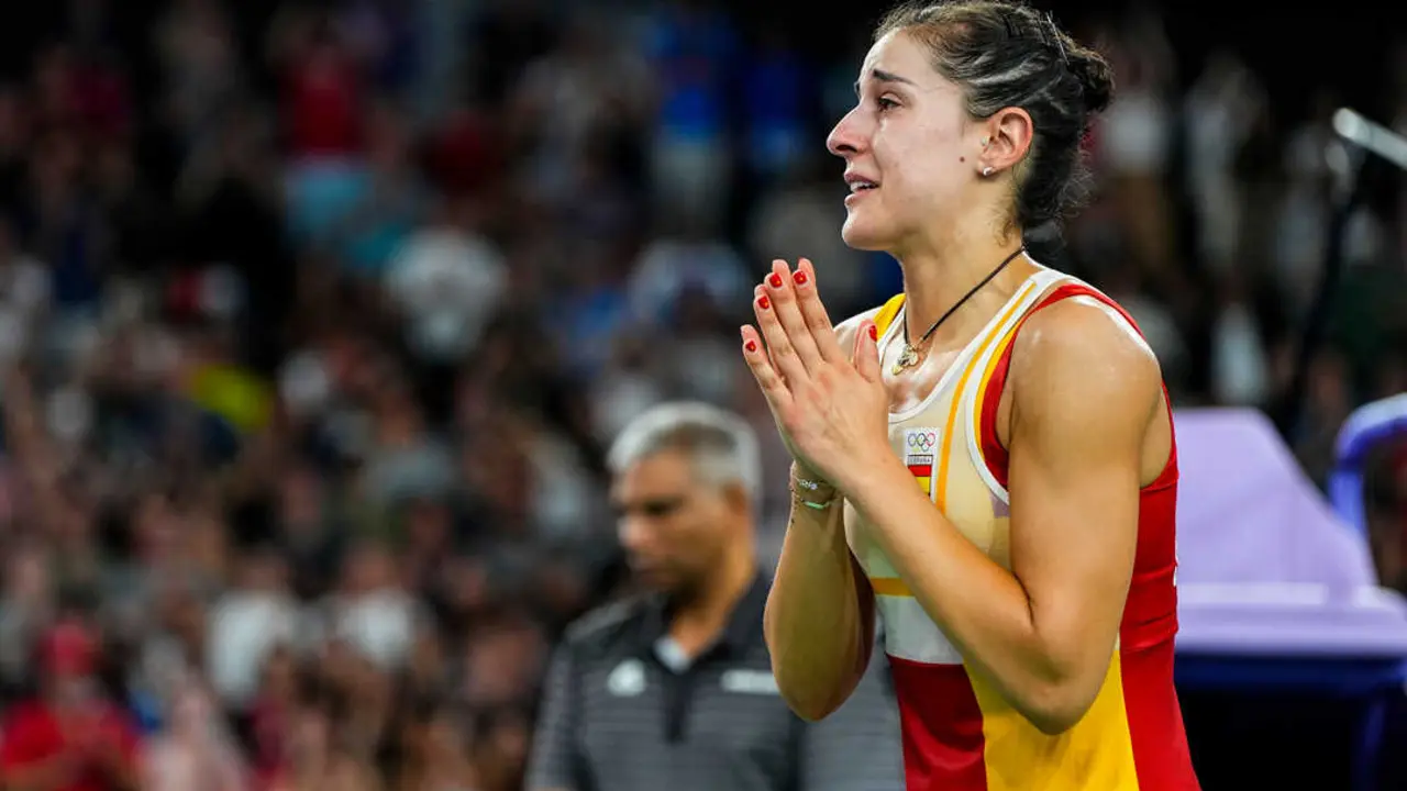 El deporte espa&ntilde;ol e internacional se vuelca con Carolina Mar&iacute;n tras anunciar su retirada. / EP