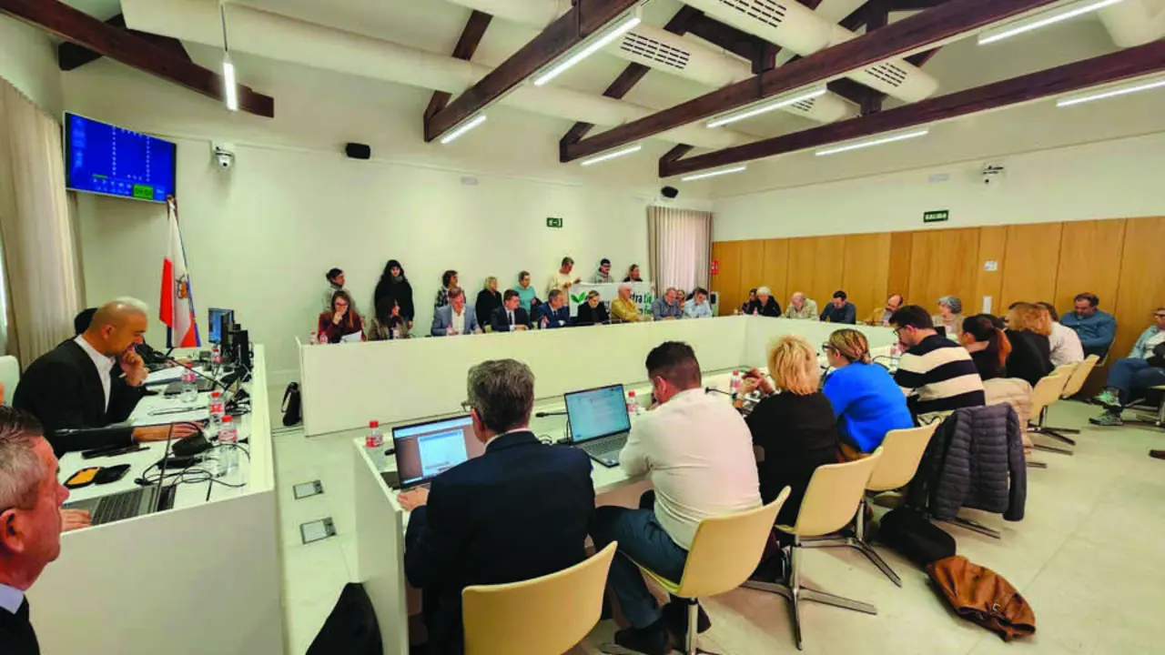 El Pleno debatir&aacute; el 31 de marzo una moci&oacute;n de apoyo a Solvay. / alerta