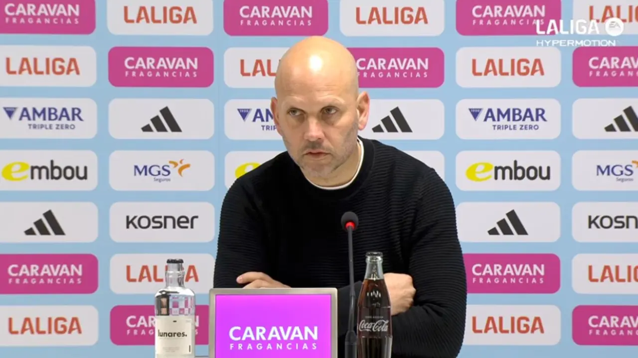 Jos&eacute; Alberto, durante su comparecencia tras la derrota en Zaragoza, donde reconoci&oacute; que el Racing estuvo &ldquo;muy lejos de su nivel&rdquo;.
