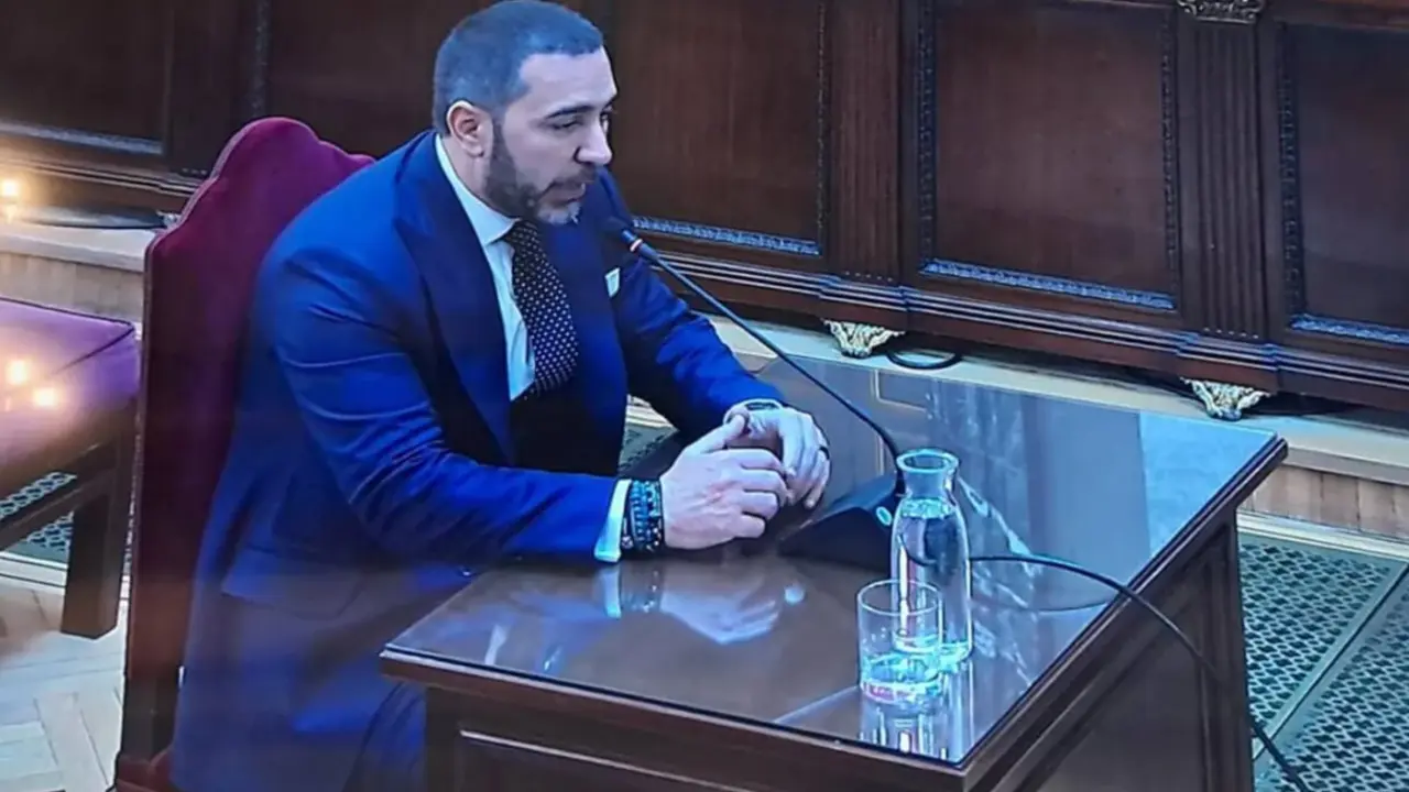 V&iacute;ctor de Aldama durante su declaraci&oacute;n en el Tribunal Supremo, en una de las sesiones clave del caso Koldo sobre presuntas irregularidades en la adjudicaci&oacute;n de contratos p&uacute;blicos.