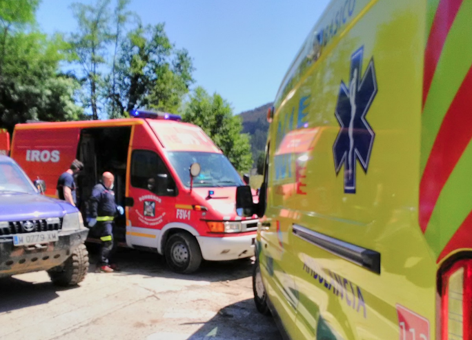 Servicios de emergencias en el lugar del suceso. @BomberosCastro