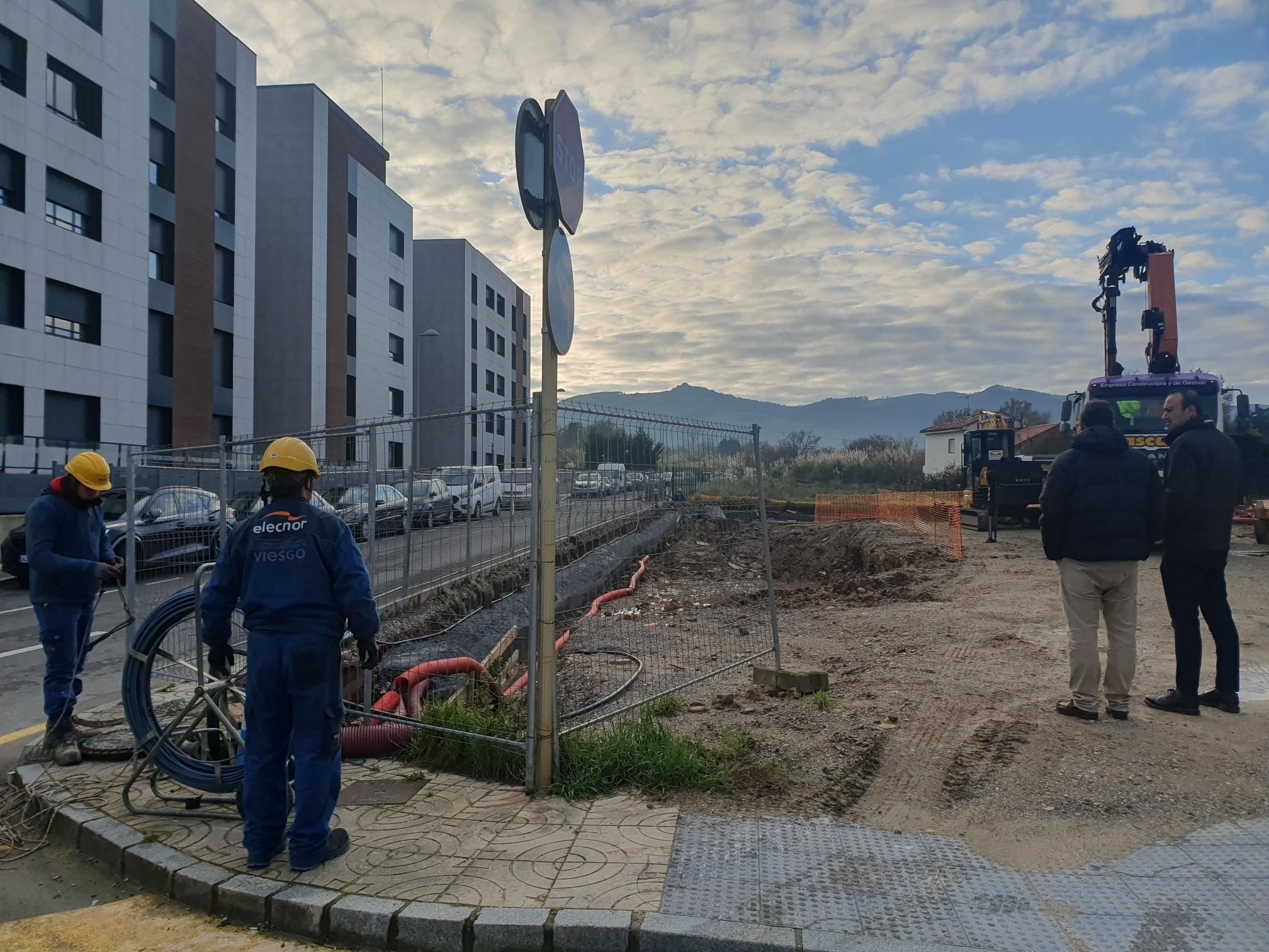 Reanudadas las obras de  la Tecnoteca en el barrio El Valle