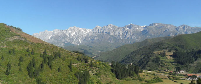 El monte de Tolibes, en Potes. / AP