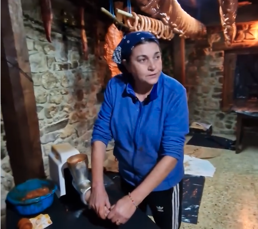 Mari José durante la elaboración.
