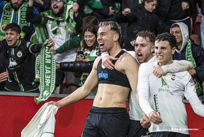 El ataque del Racing suma más goles que todo el Andorra.