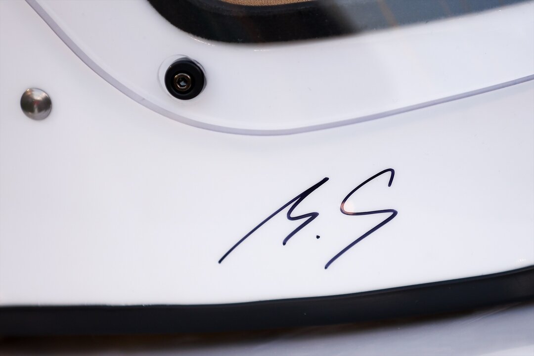 Casco firmado por Michael Schumacher. / EP