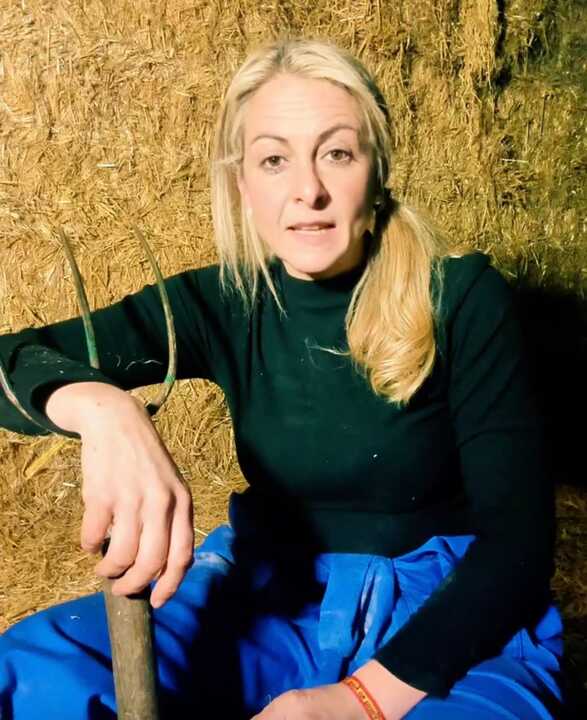 “Soy rural, soy real”: Marta García representa a una generación de mujeres ganaderas que lucha por la soberanía alimentaria y el futuro del medio rural.