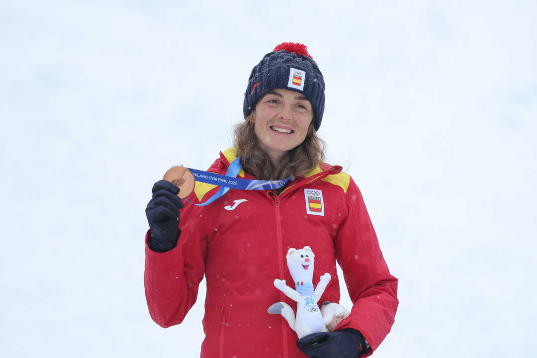 Ana Alonso Rodriguez of Spain con la medalla de bronce. /  Sergio Bisi / EP